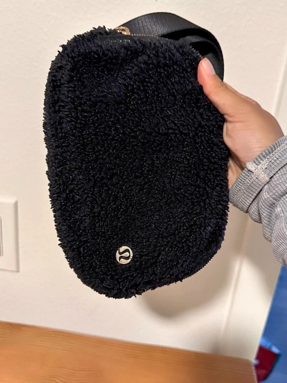 Lululemon Everywhere Belt Bag *Plush Fleece Black Sherpa Crossbody Bag